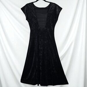 All That Jazz Black Crushed Velvet Dress Woman Medium Fit‎ Flare Midi Whimsygoth